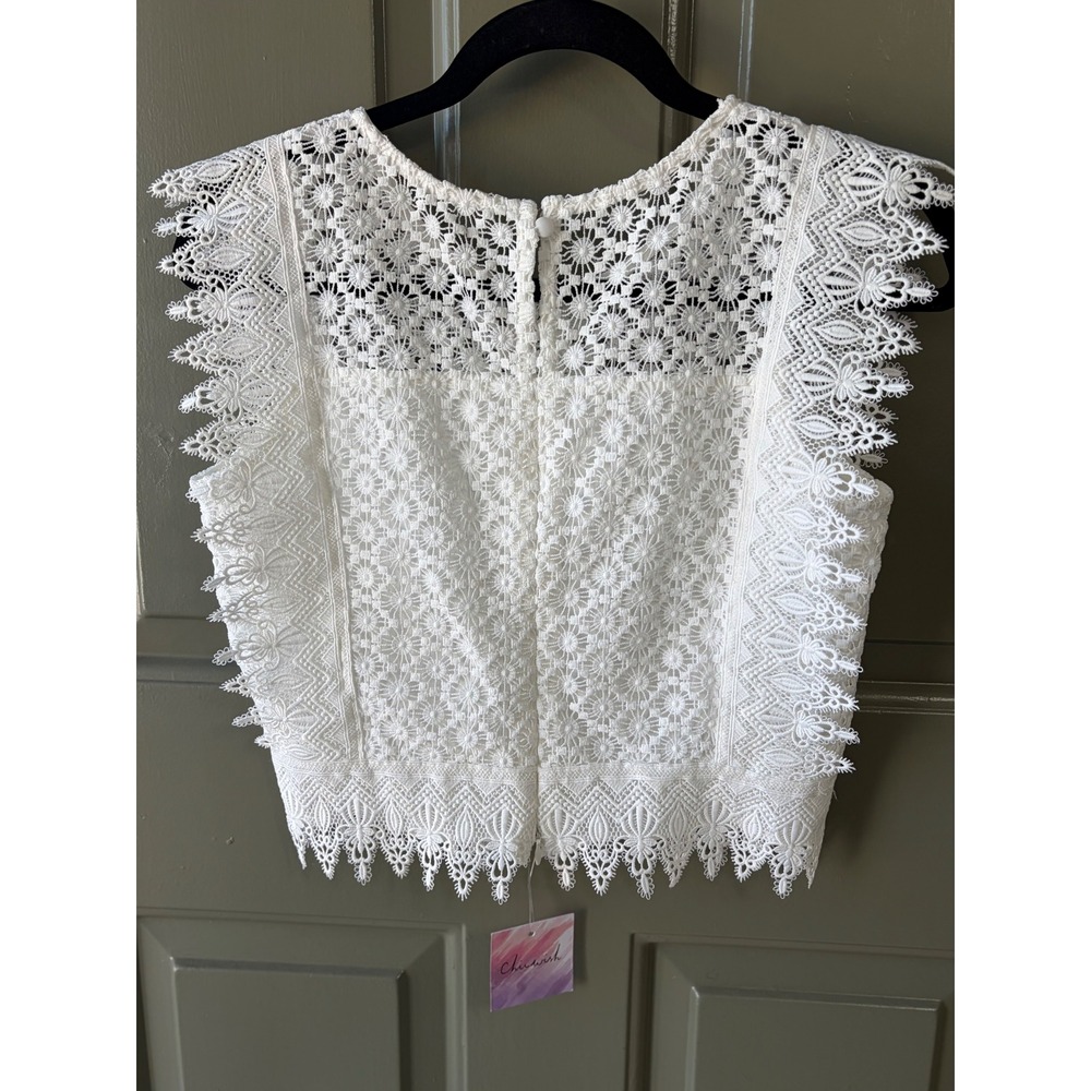 Chicwish | Crochet Lace Sleeveless Crop Top | XS || White| - Picture 2 of 6